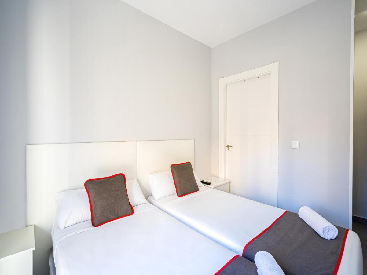 Hostal Jireh Alicante Exterior photo