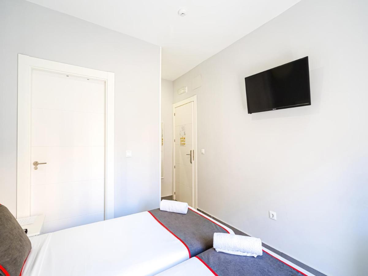 Hostal Jireh Alicante Exterior photo